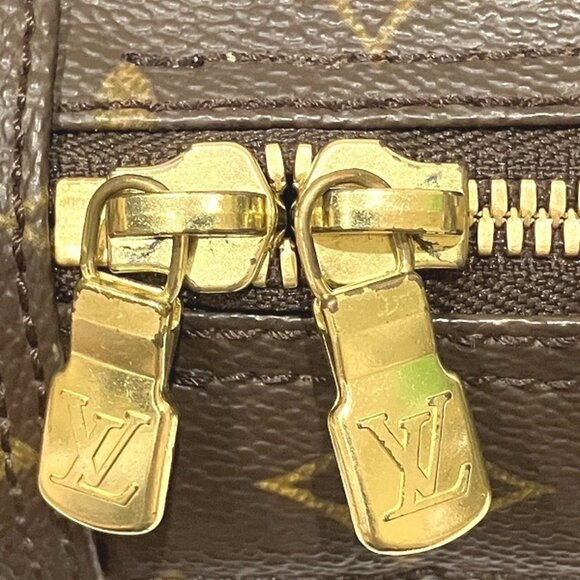 LOUIS VUITTON Brown Monogram Bag - Picture 8 of 9